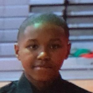 Meet your Posher, Devin